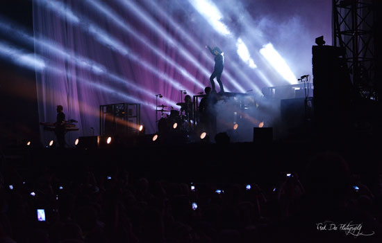 wax-prod-rocks-proud-indochine
