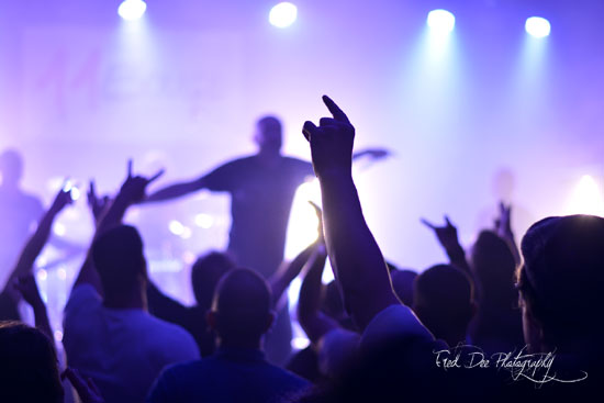 wax-prod-rocks-proud-lofofora